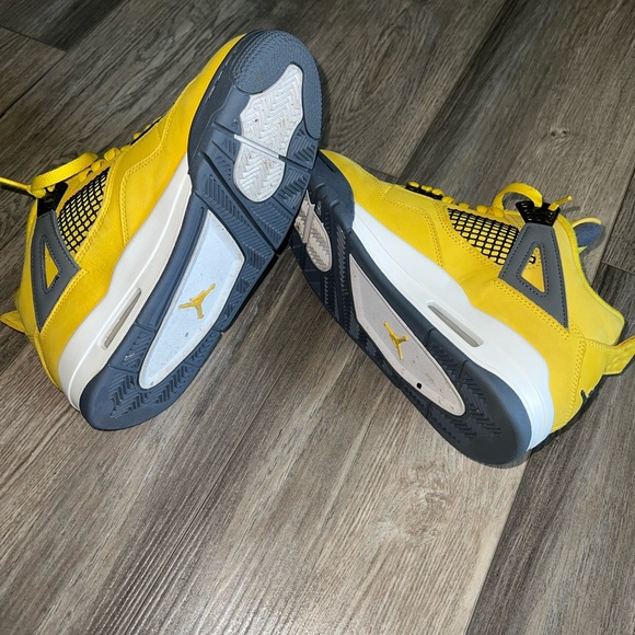 Jordan 4 - Picture 11 of 11